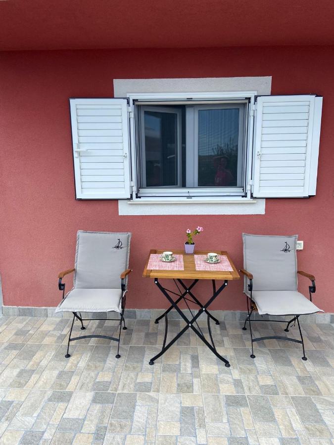 Studio Apartman Mare Trogir Bagian luar foto