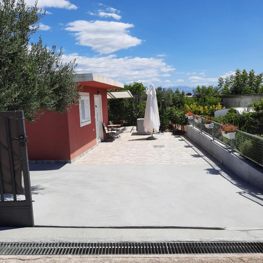 Studio Apartman Mare Trogir Bagian luar foto